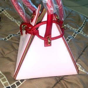 Brand new triangle 👛 pink & red 💕